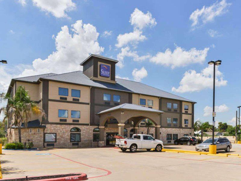 0F7B9A99ACC6AB957853C1125AAC71D1