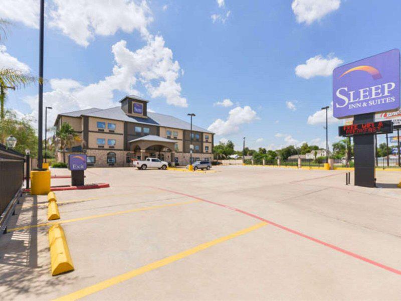 92F0333F633C1961E8FA0709AA43DADA