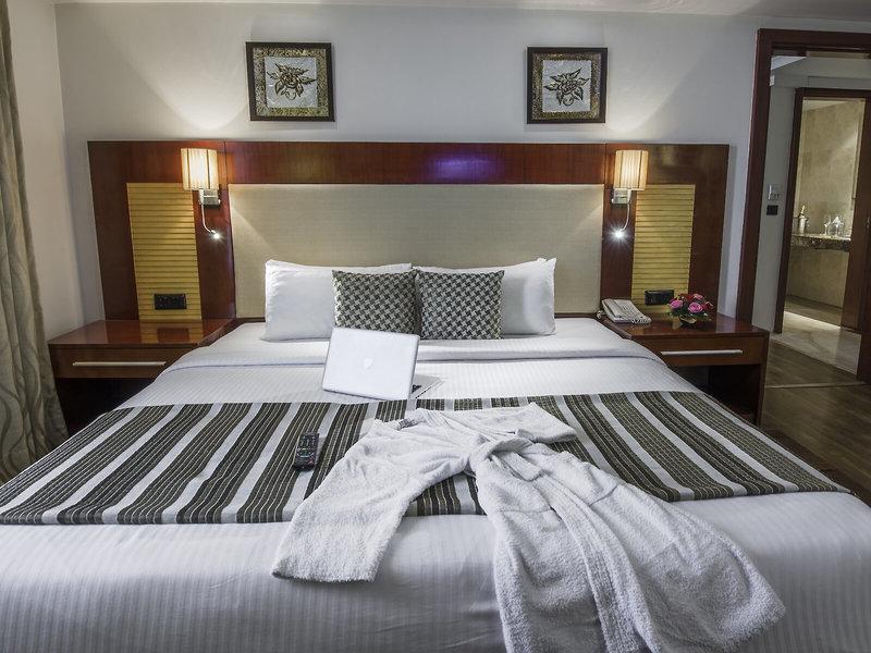 D9E63CEF48A24719D011A82978BA5638