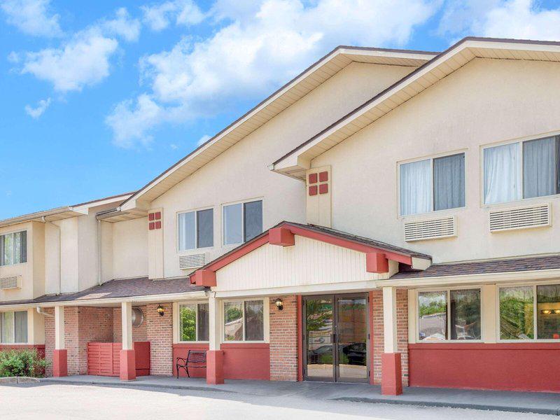 76B546E19DE88FF57615C82F17DADBD4