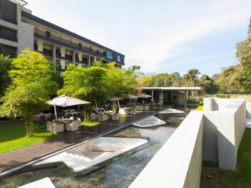 7C42DC62D02D594491A97E51A3BAF098