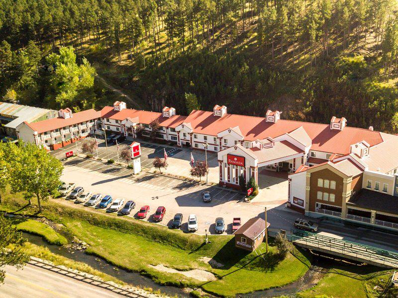 E13DF332A7475D773F838A294738BE60