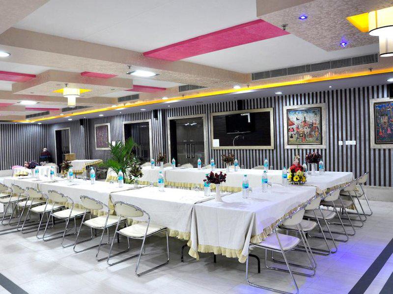 AD95AC347D8FF5DAC38B92D97964F14C