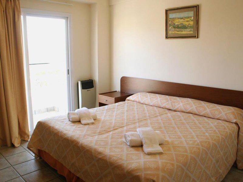 C1A067463D2CE36211ECC55455D92316