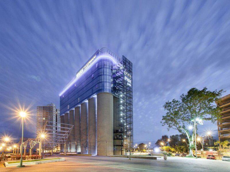 37B70CFA198949434E2A3DCB98DD7B1E