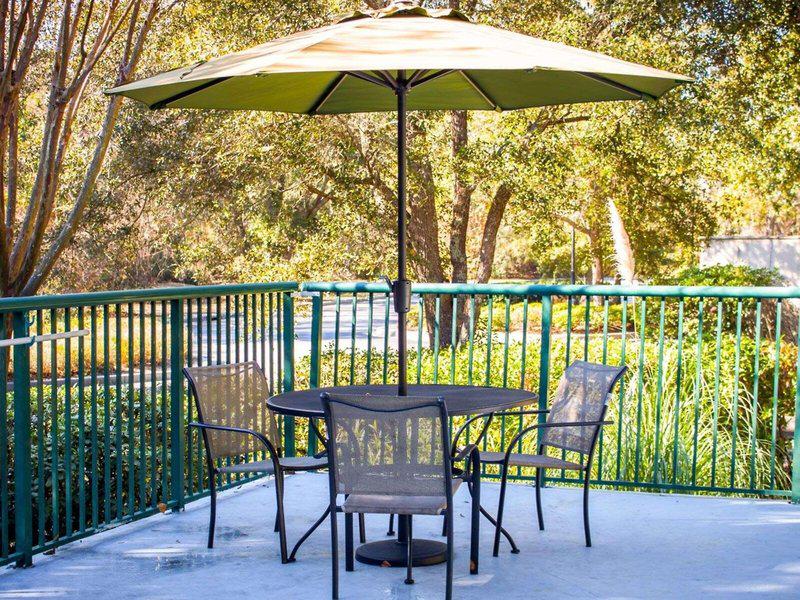 EBAFF49E340EF906E8A5432D993C6E7B