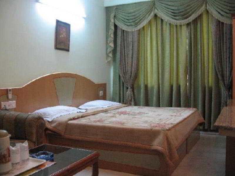 61957B9C29A37A719DAA7C5A4AECB7A4