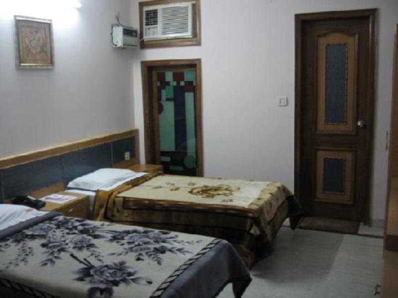 430C52FDD9E310572A66A59706596414