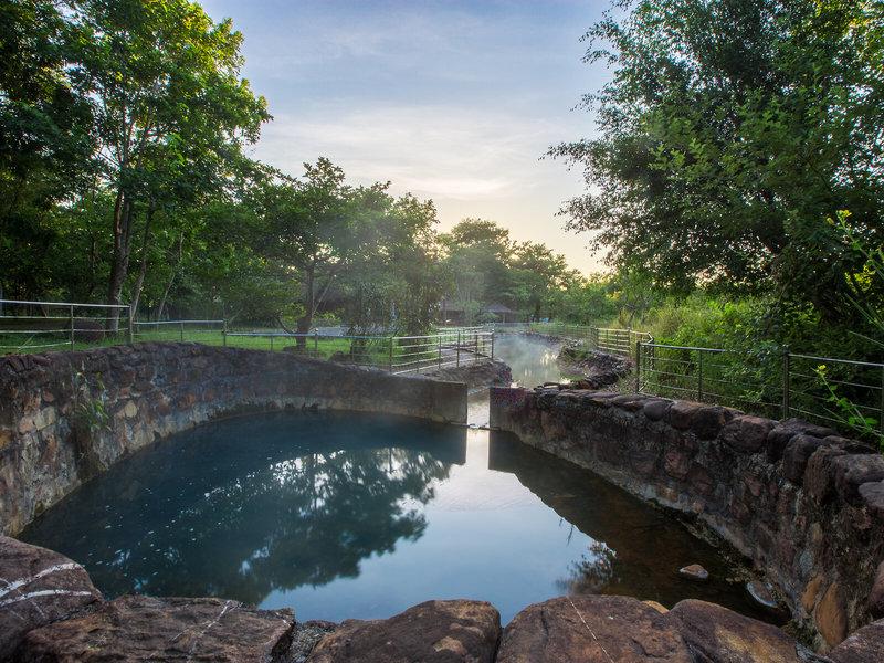 8401165660A0CE4FFB5D54EBDD0D302D