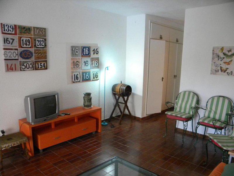 D8431A69C3A2D3B2294D1BC236C100A3