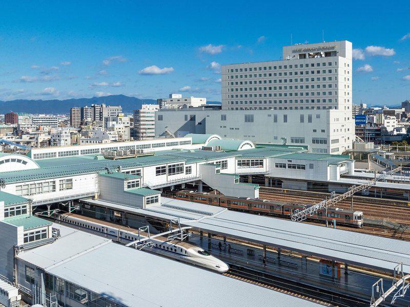 B6B22FDCB35D355747A6C0945CAD8ACD