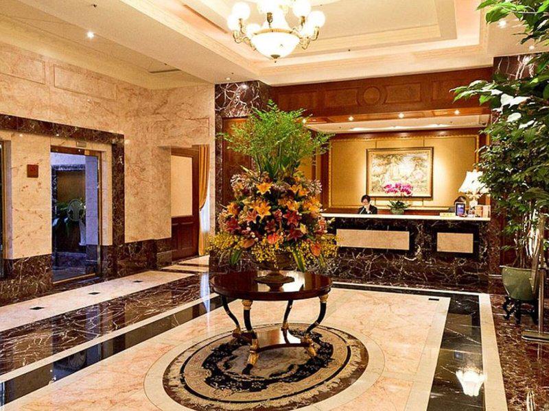 72F2C02A0452D2FFD4DF90B81E96840B