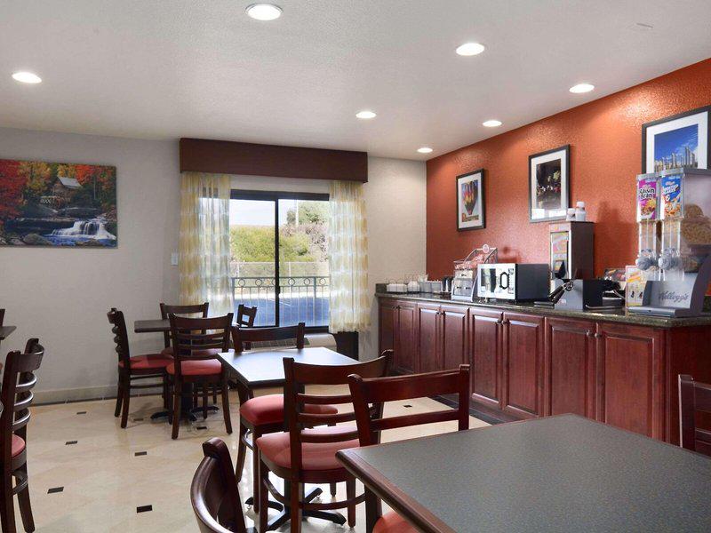 D238566EF98664B38364F1EA718D3512