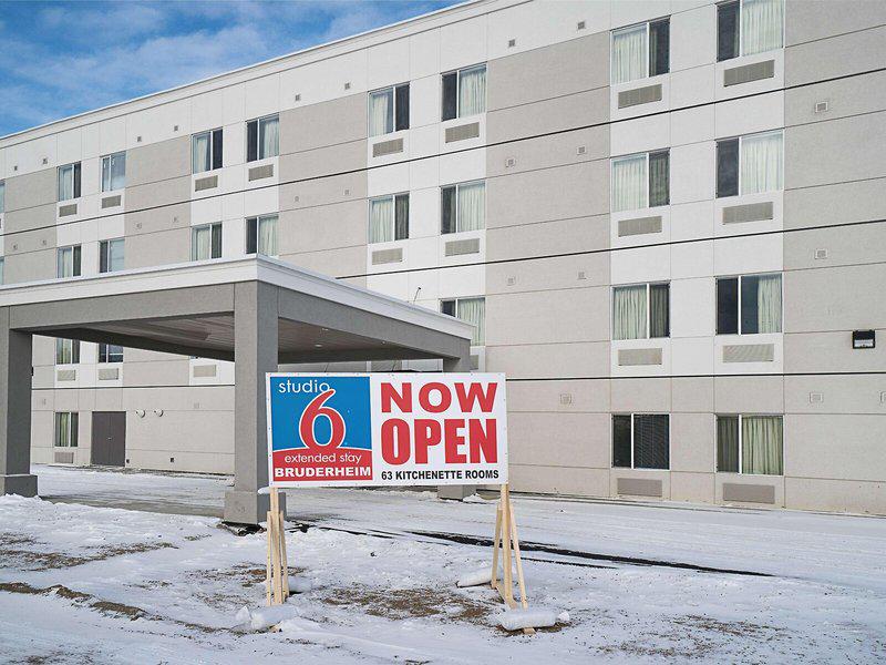 A686590D8DD021F135CB81F915F68C00