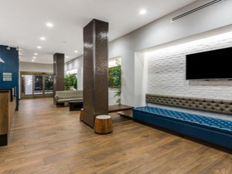 85ACFC59E33389DC92E42C7F7ACCAB88