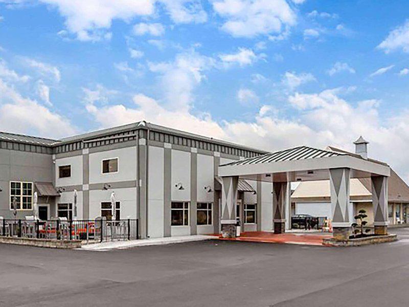 77A3B7F4FDBE0C24F1B8C13F9007BE27