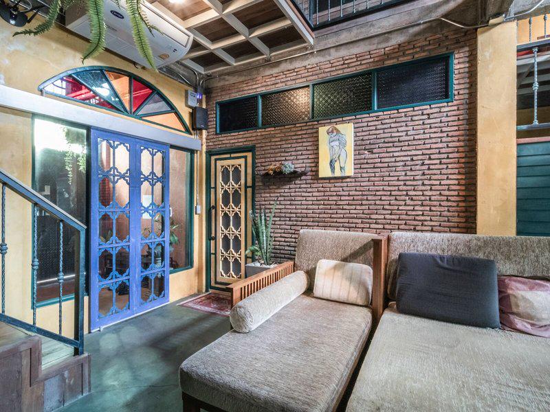 6F624F82BBFE3B9C0583BF80FFBA6669