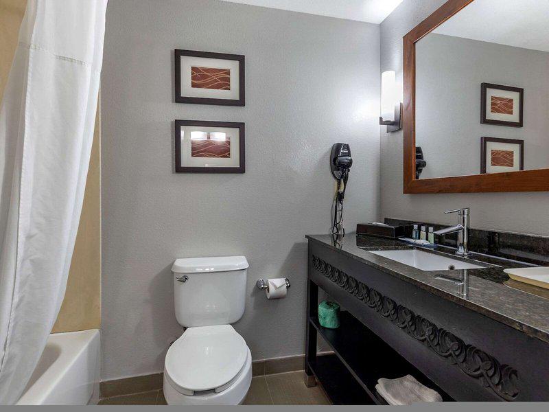 EA00532AD9E9EBC7E86AF34F3B665A08