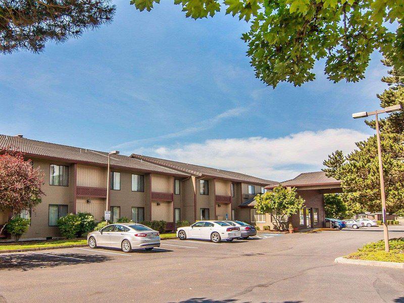 32E8E4589A28AEAAB1186A50D943C785