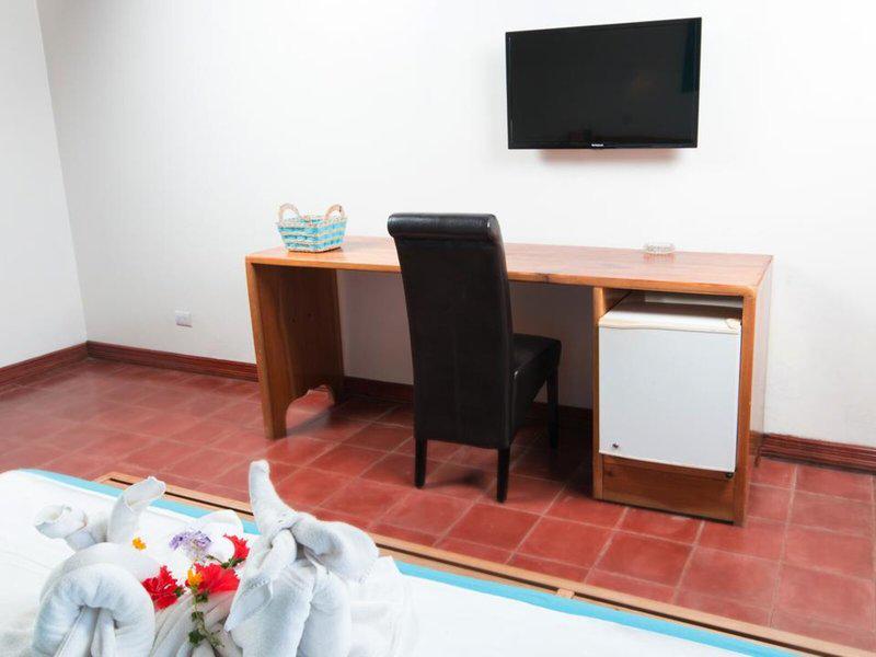 90C55FF30CBF5BC1A7916FAE9D136BD5