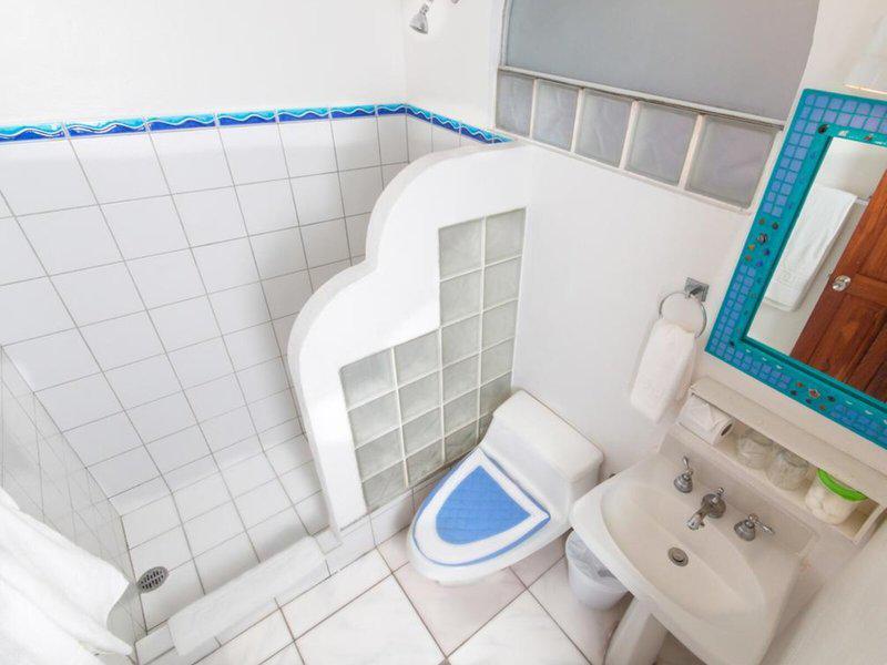 6847C669DA8BD8D886FFA8D7E37AEDC1