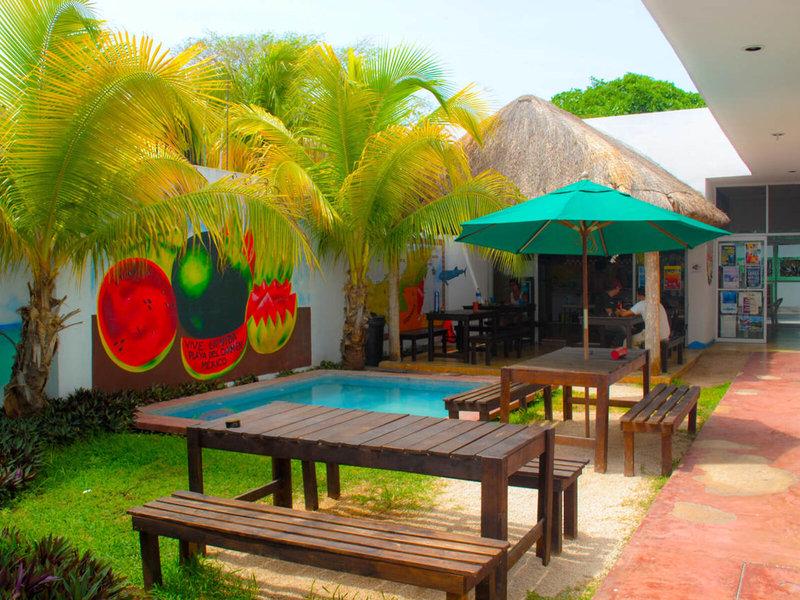 1A8E75B67798FC3A032C5B4563F6DF65