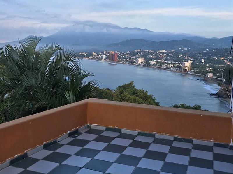 E474DA22974E1C827C24D63D77357D40