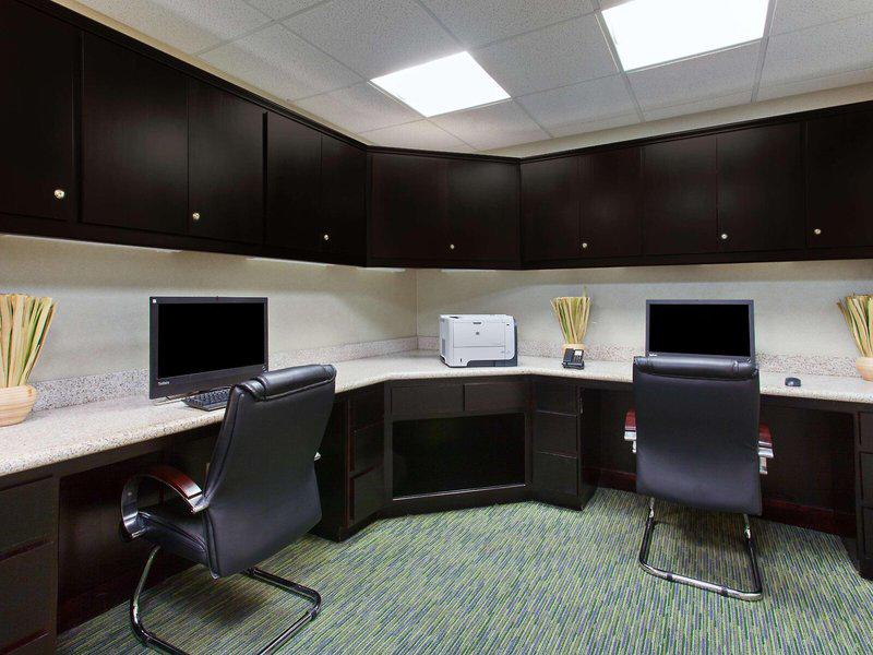 CA0125C618DBD1476060F59211209538