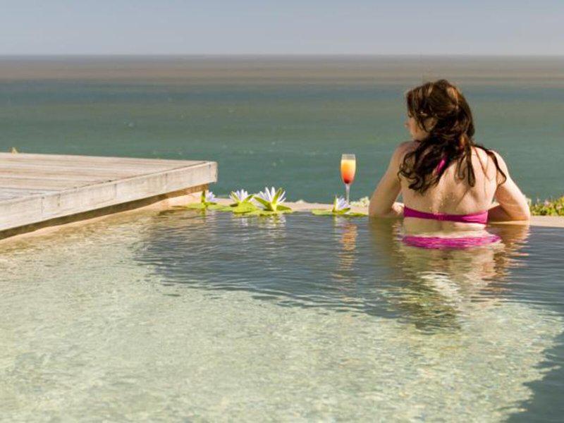 175BEBF6B400DD7F8F284E0303993411