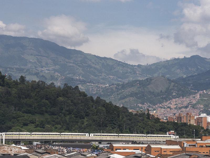 5AC897B7060F9FCCD9AB1B7F9742BBE1