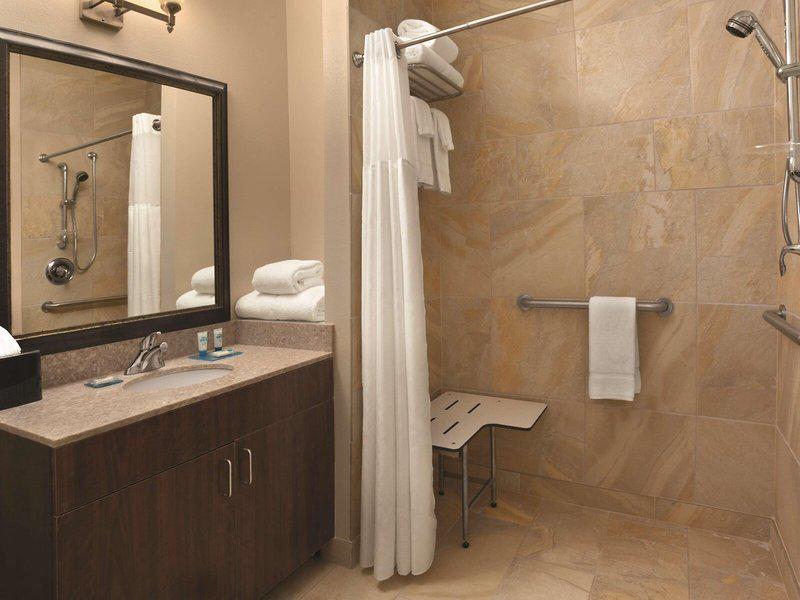 E53D18B07D94AD0BE3A0D72034993751