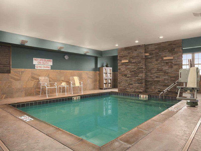 FCD9552503A9FAA61562A9D77FF36C85