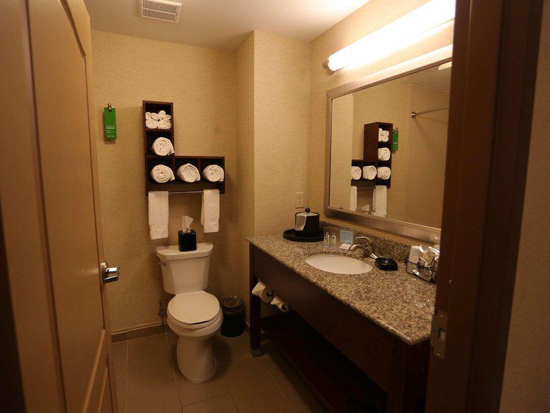 CE224A7ED1709683A4B2100D863B57A4