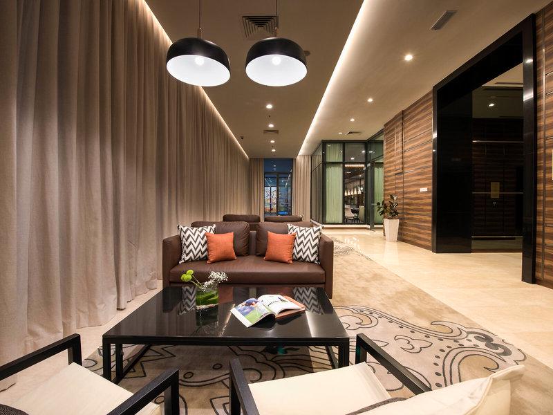 92359205AA74A4F21F2DECA0E47D186C