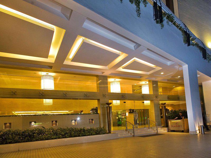 BEAB66A14DD3F7213B10F85A18DE2052