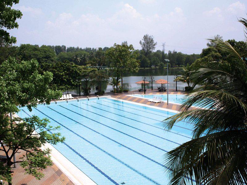 71B4233D40A65CD199414CFB6F750548