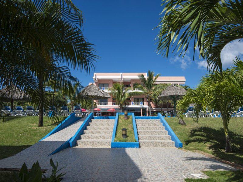 6BF0E0BA6EF3990258065B76812EB8FB