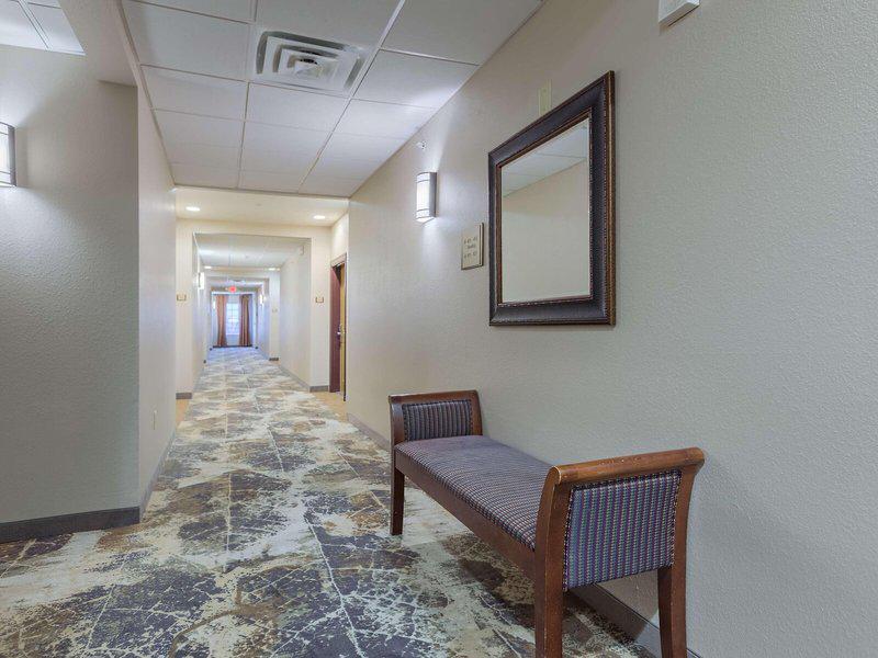 9D3AA2E04BCCC1913BCB63D2BAAE3181