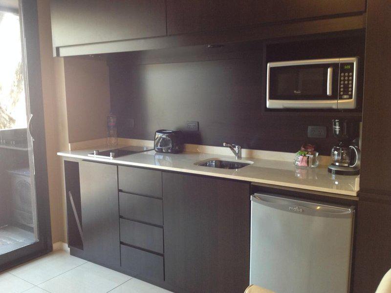 344D945B156E6FF3F075E23CB096875A