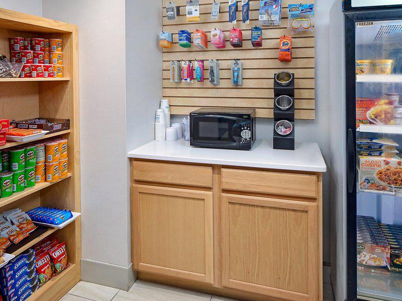 93C88C1A0995373849A00DD68BE40E4B