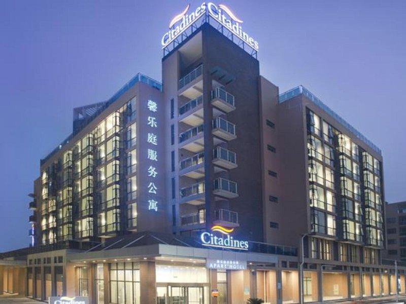 E31AC8985C125E7498B1A83C40BFB12A