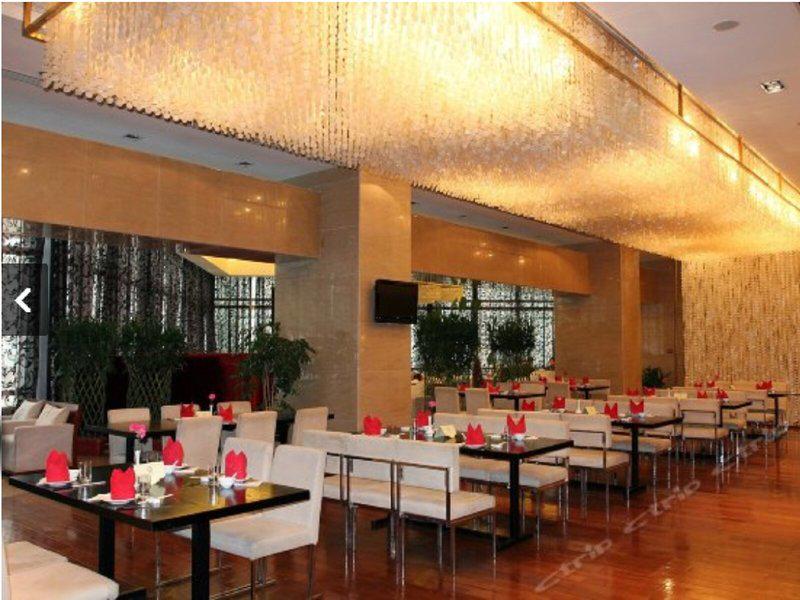 8AD03AF8F480DE23FFF4D431B78CA8BC