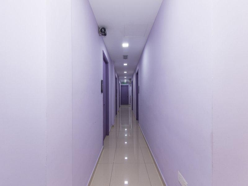 70128AFE06538E389E04C55A17B9616F