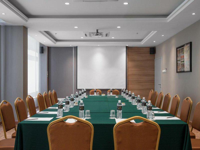 6AD4D5C90E5C5F9EE3CC355BEE562598