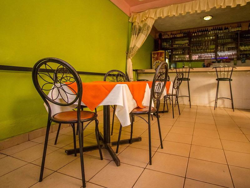 AE053C673BB58FF383B0B2B363692000