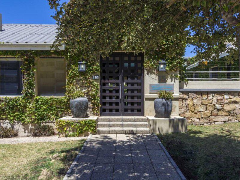 53D393E3E65EA8AE83AB81848C64544D