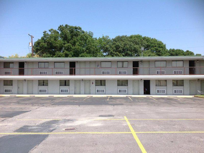 0DC3A8F86CAC629F5D81020B19677C48