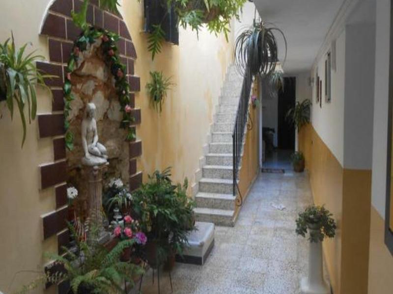 25B04FC39EE653765182A7C883DDF64F