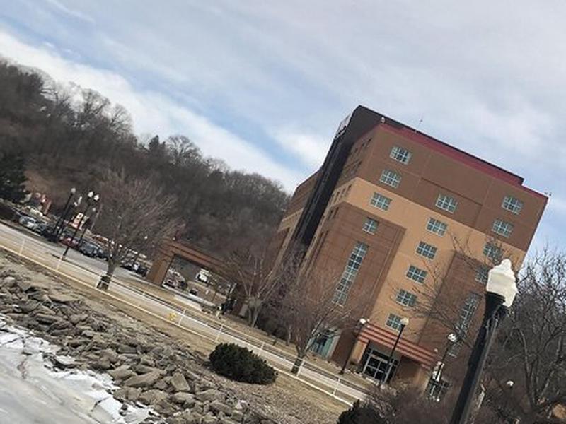 80E823A1EB3BAA5F744BF04FC250274F