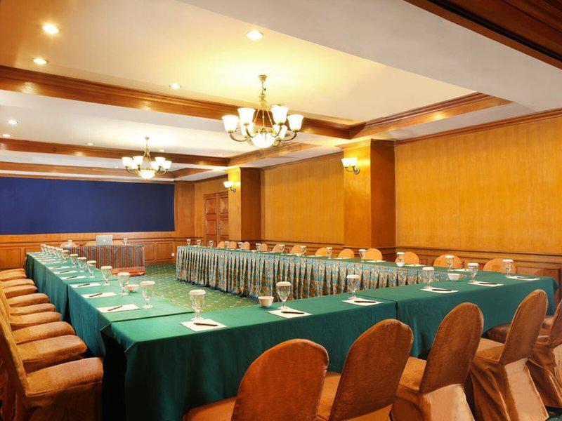 740B2B421F999BF420AC29AF26C43CA8